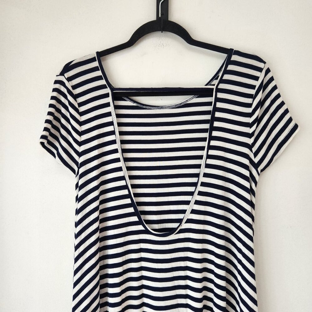 Lovers & Friends White Blue Striped Stretch Jersey Knit Open Back Shift Dress M - Picture 4 of 8